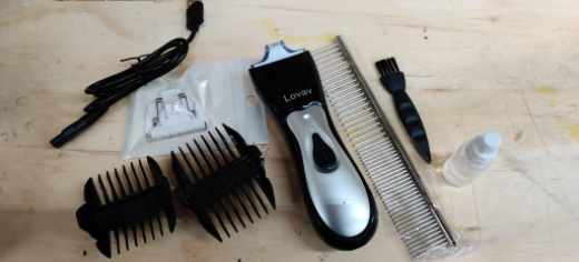 image of the Lovav Dog Clippers Washable Clippers Kit 